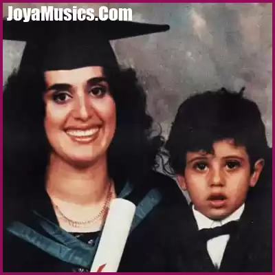 دانلود آهنگ کوروش و آرتا و سامی بیگی و سارن مامان گریه نکن
