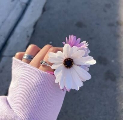دانلود آهنگ این دختره یه چیز دیگست دانلود آهنگ این دختره یه چیز دیگست