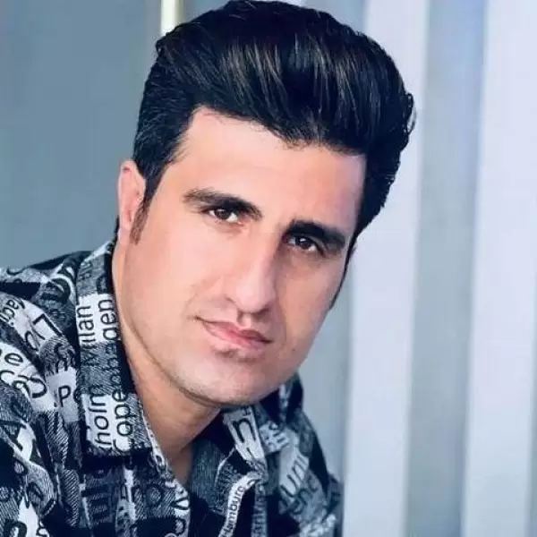دانلود آهنگ تموم شدم اون لحظه که داشتی میرفتی