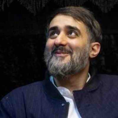 دانلود مداحی محمد حسین پویانفر دستمو رها نکنیا به علی دانلود مداحی محمد حسین پویانفر دستمو رها نکنیا به علی