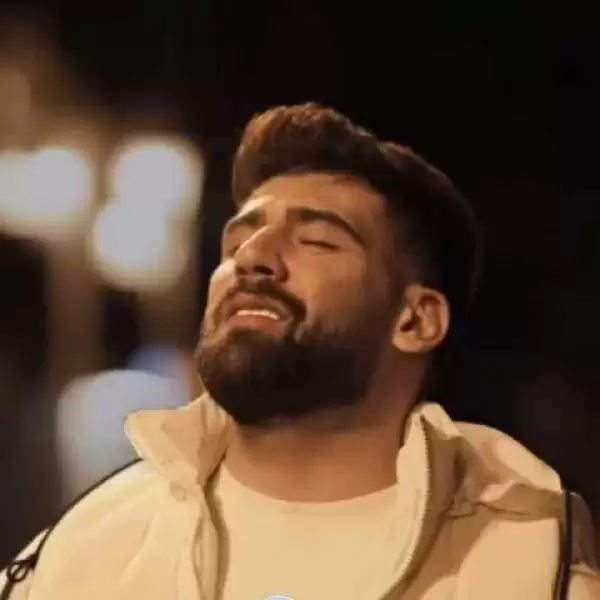 دانلود آهنگ میام پیشت همین روزا منم دیگه تمومه کارم دانلود آهنگ میام پیشت همین روزا منم دیگه تمومه کارم
