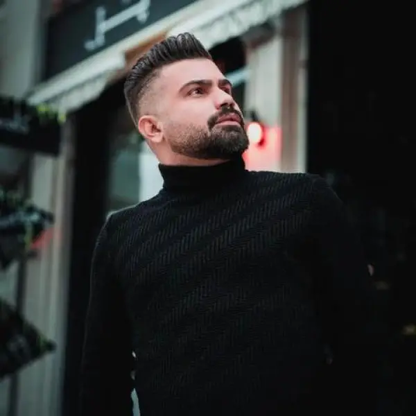 دانلود آهنگ هی زخم و هی بی کسی به دادم نمیرسی دانلود آهنگ هی زخم و هی بی کسی به دادم نمیرسی