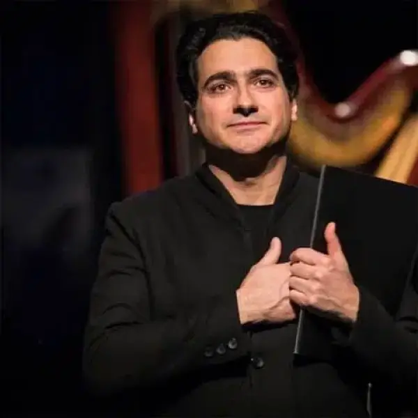 دانلود آهنگ با من امشب زیر باران گریه کن دانلود آهنگ با من امشب زیر باران گریه کن
