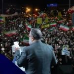 دانلود آهنگ حاج محمود کریمی رهبرمون هرچی بگه همونه